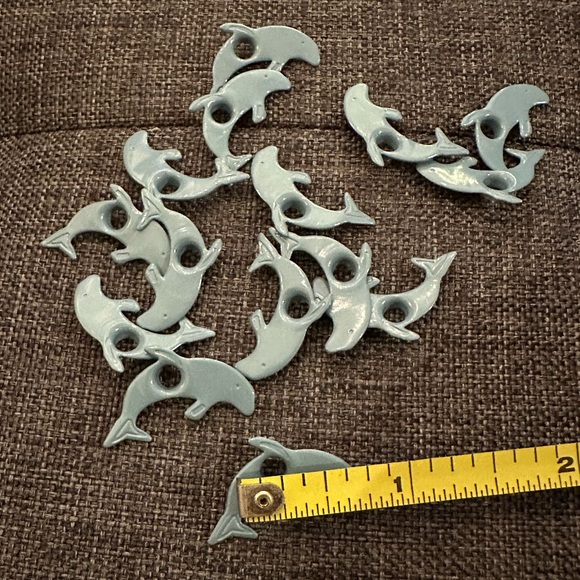 Vintage Dolphin Shaped Metal Eyelets - Picture 2 of 2
